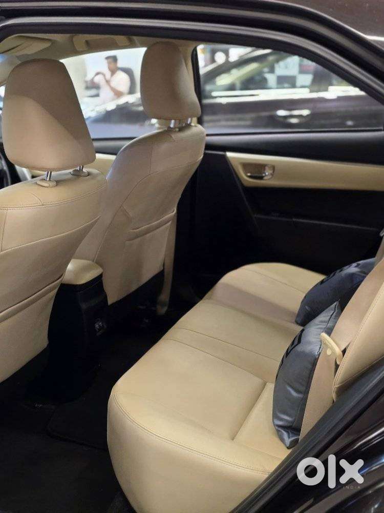 Toyota Corolla Altis 2013-2017 Vl At, 2019, Petrol