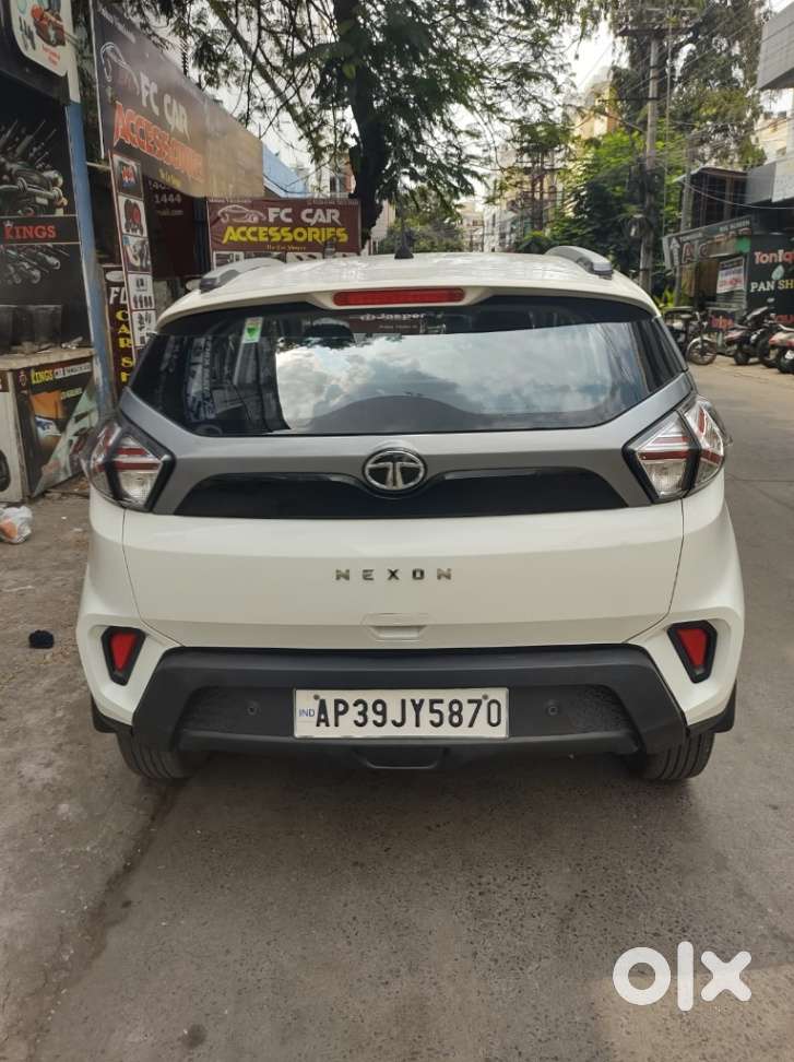 Tata Nexon 1.5 Revotorq Xm (s), 2021, Diesel