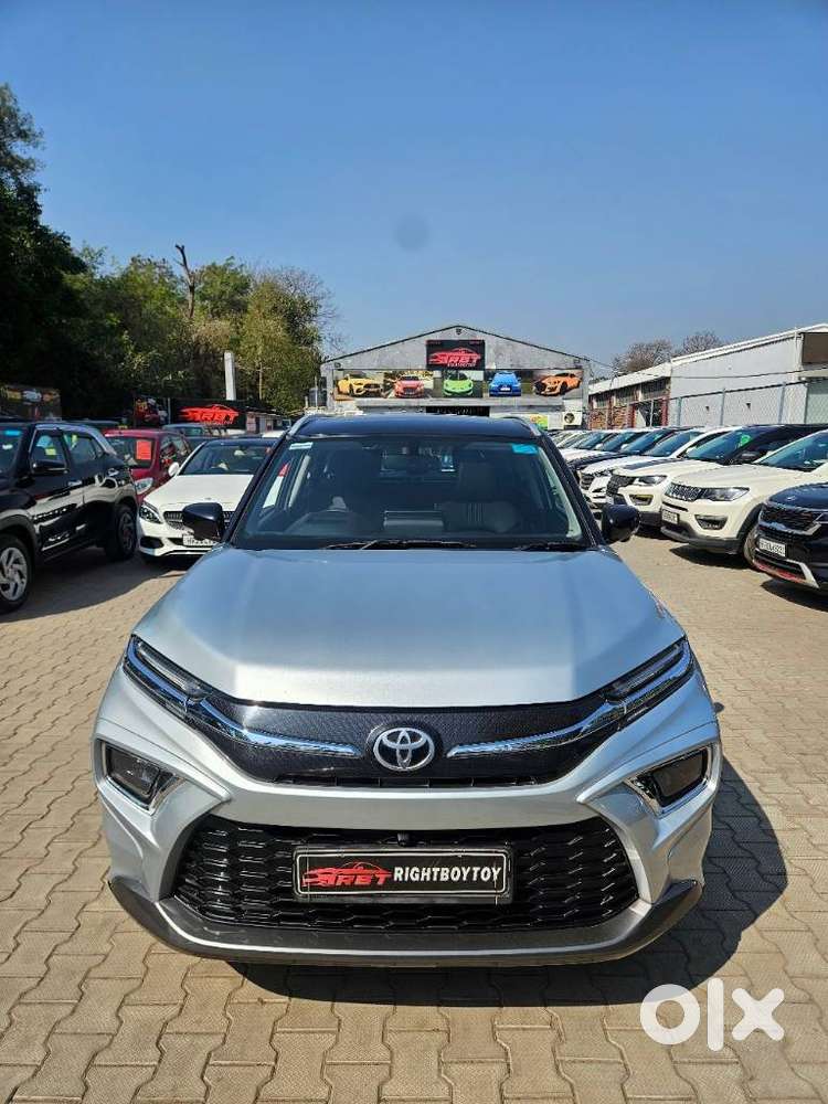 Toyota Urban Cruiser Hyryder 1.5 V Hybrid, 2023, Petrol