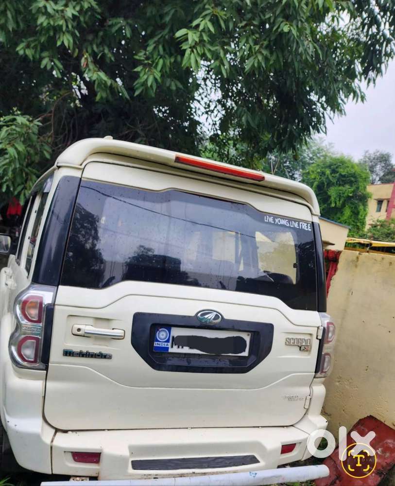 Mahindra Scorpio 2016 Diesel 90000 Km Driven