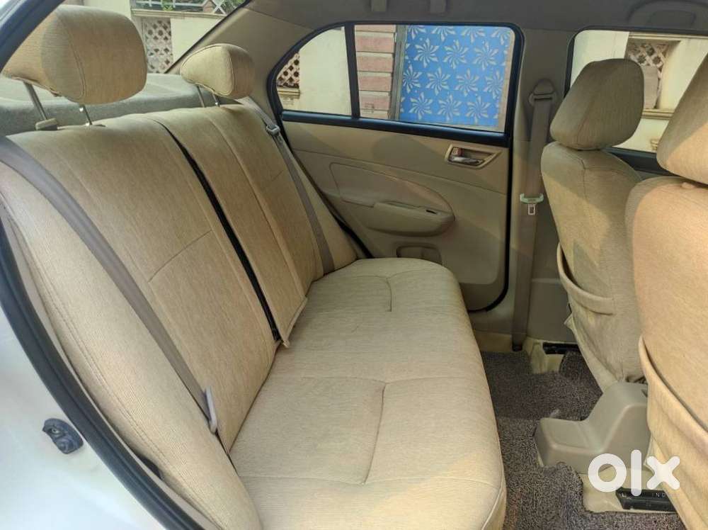 Maruti Suzuki Swift Dzire 1.2 Vxi Bsiv, 2013, Petrol