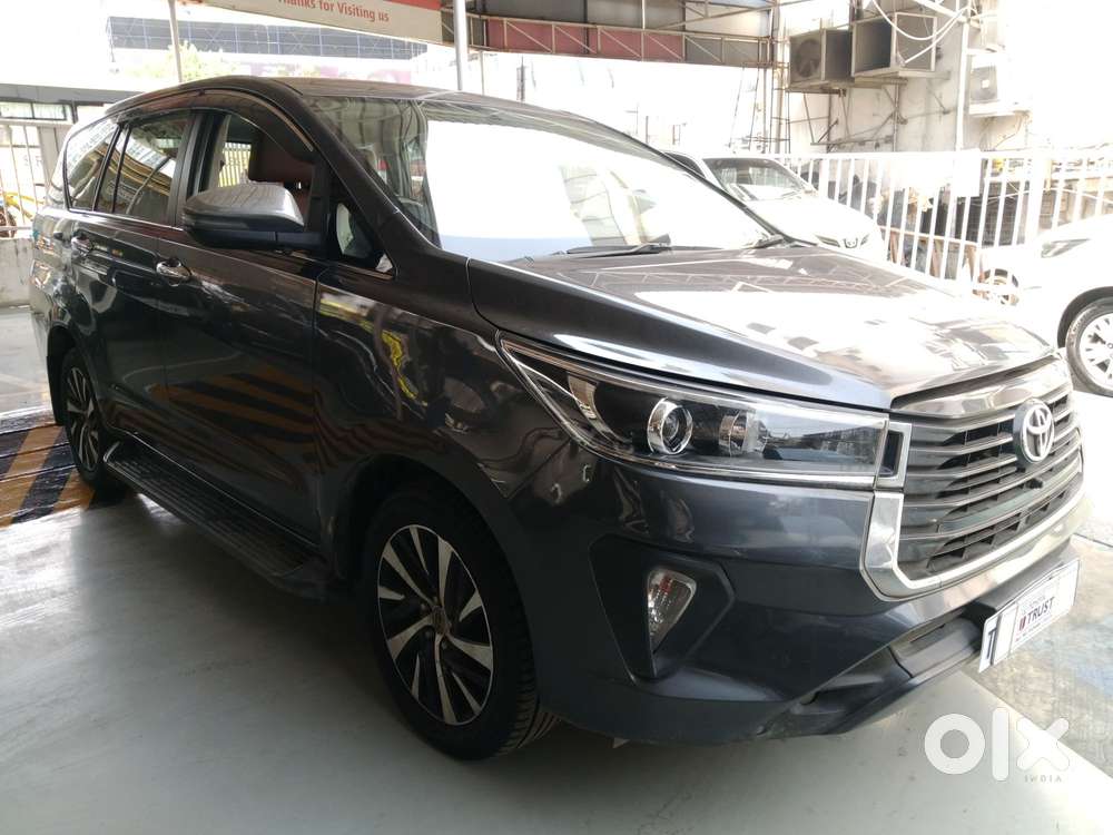 Toyota Innova Crysta 2.7 Zx At, 2022, Diesel