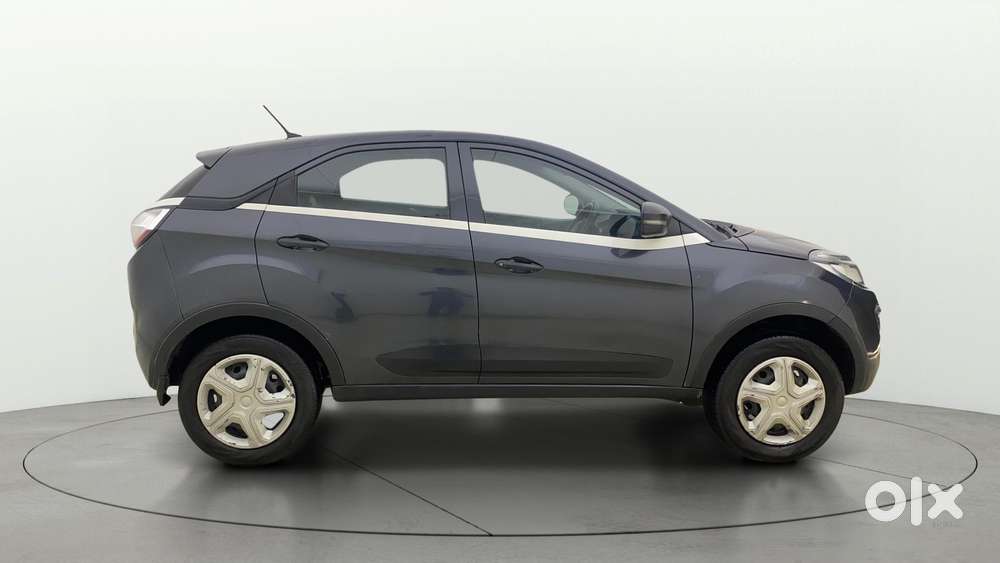 Tata Nexon 1.2 Revotron Xm, 2018, Cng & Hybrids
