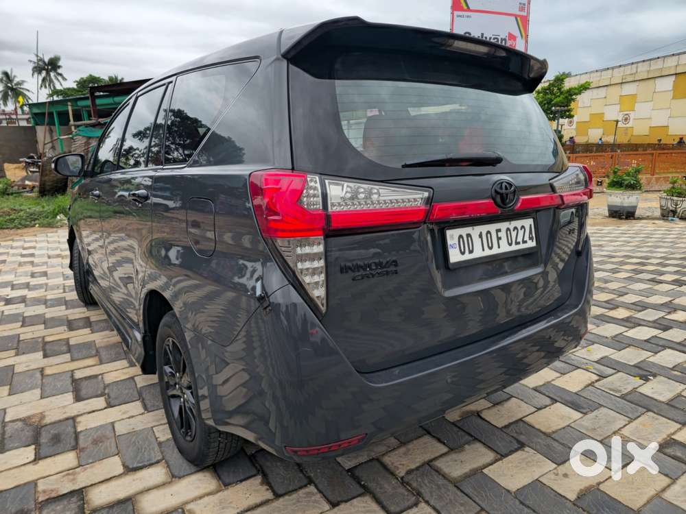 Toyota Innova Crysta 2.4 V, 2017, Diesel