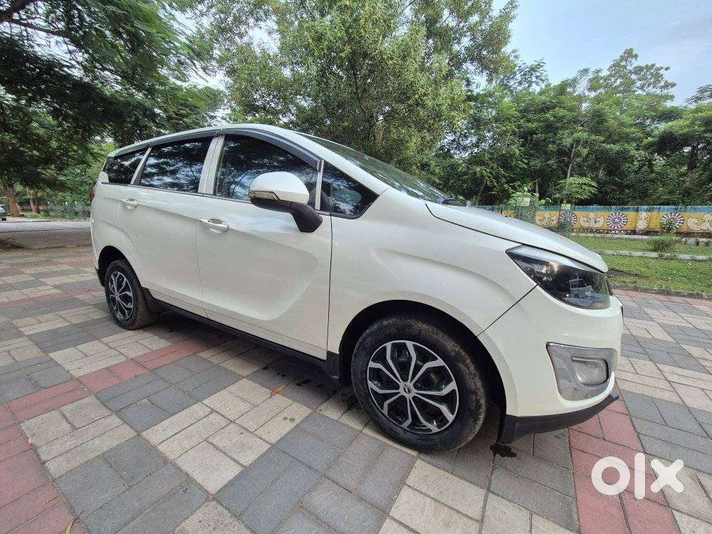 Mahindra Marazzo M4 8str, 2018, Diesel