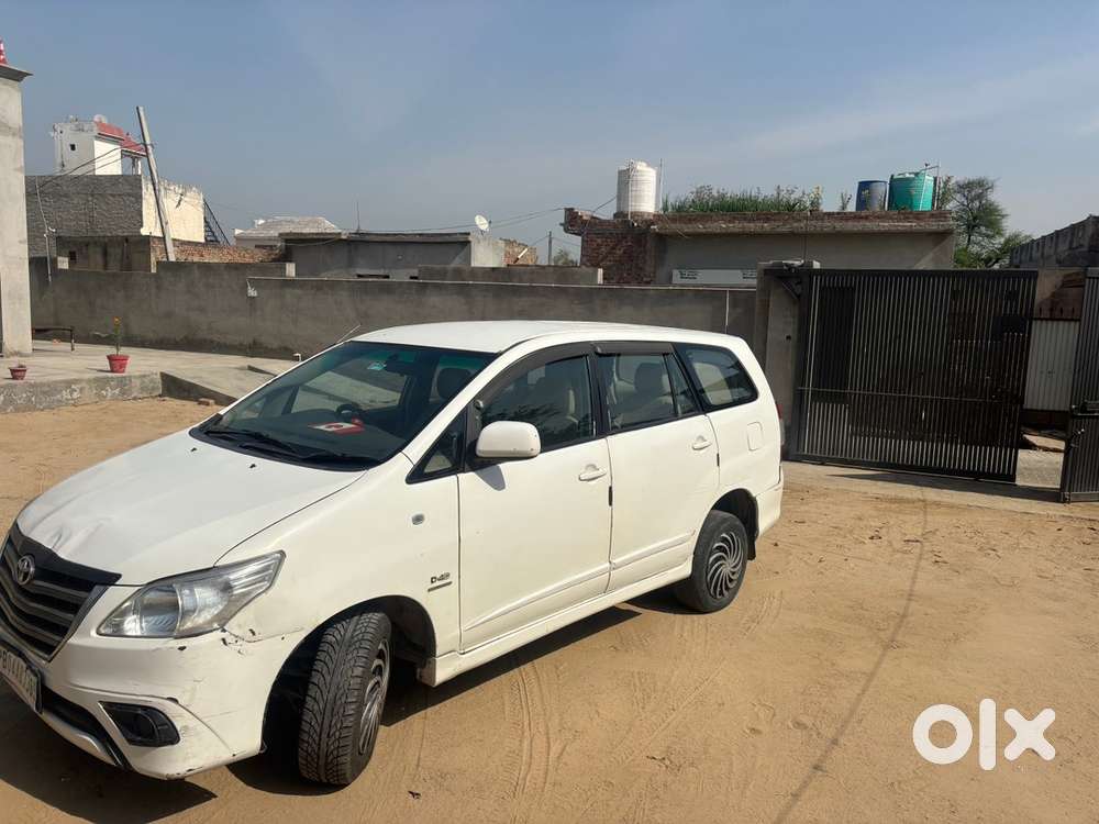 Toyota Innova 2013 Registration 12-2013