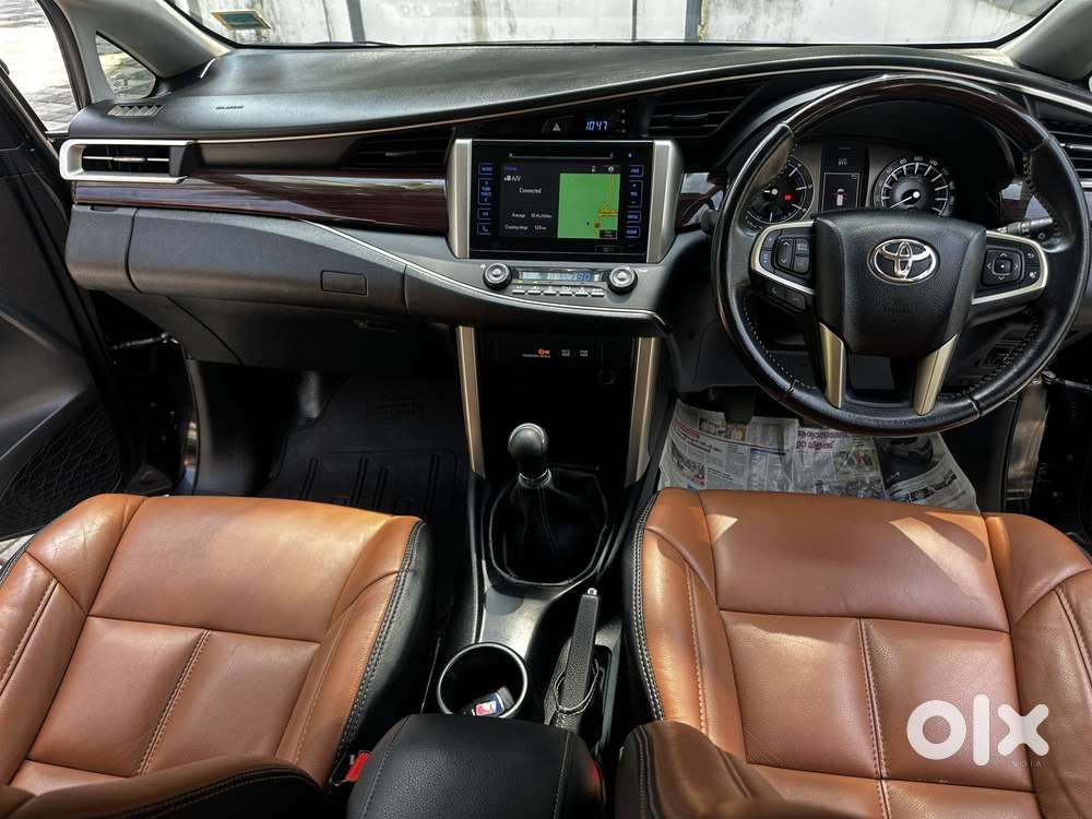 Toyota Innova Crysta 2.4 V 7 Str, 2017, Diesel