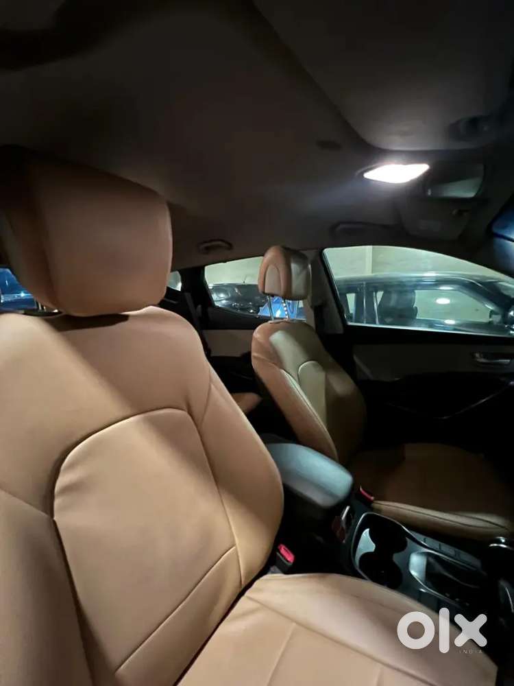 Hyundai Santa Fe 4wd At Top End 2016 Well Maintained