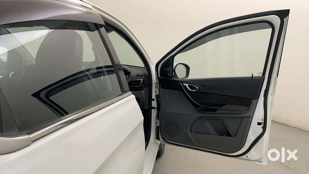 Tata Tigor Xz, 2018, Petrol