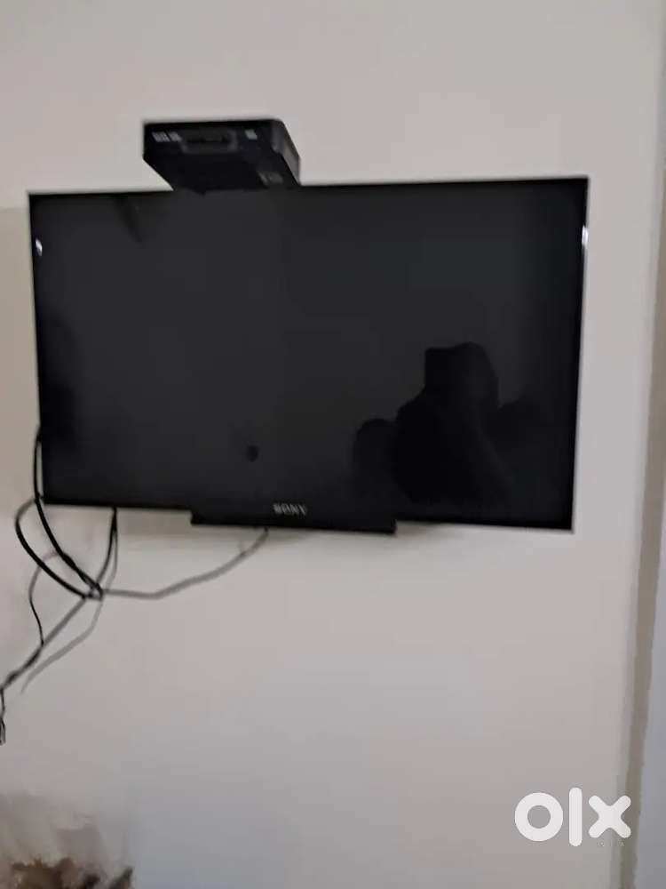 Sony Bravia 28 inch LED (not smart)