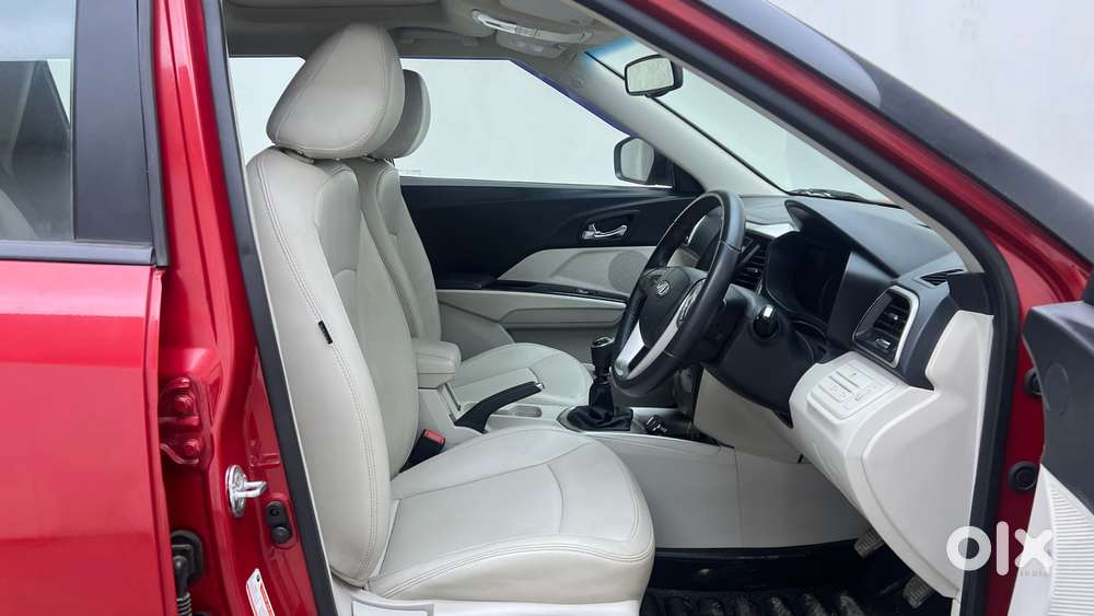 Mahindra Xuv300 W8 Option, 2019, Petrol