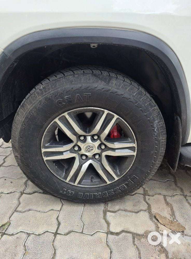 Toyota Fortuner 4x2 At 2.8 Diesel, 2019, Diesel