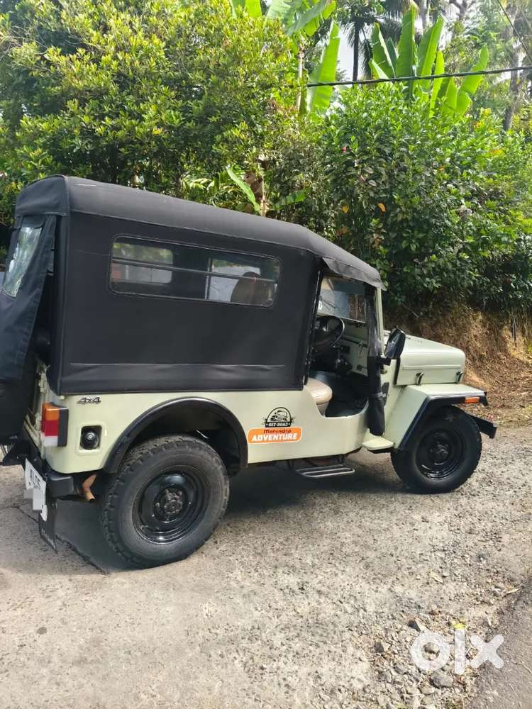 Mahindra Jeep 1996
