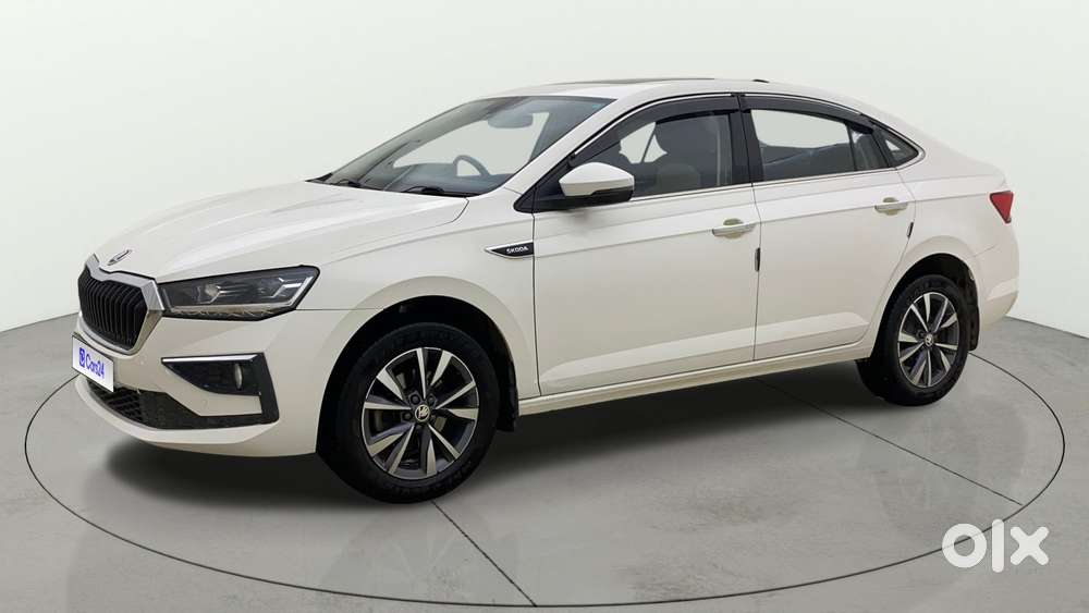 Skoda Slavia 1.0 Tsi Style At, 2024, Petrol