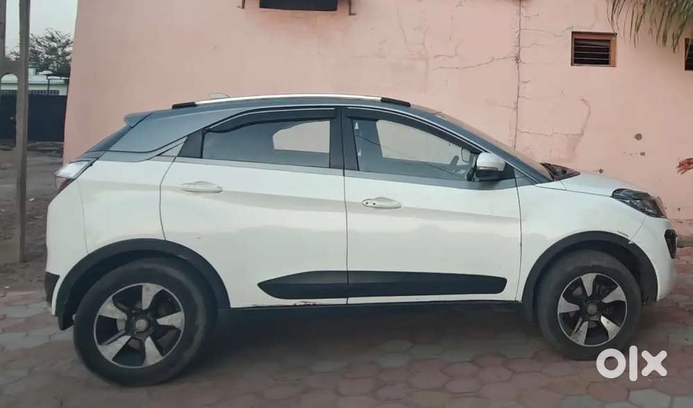 Tata Nexon Diesel Manual 2018 Variant