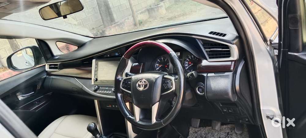 Toyota Innova Crysta 2.7 V, 2021, Diesel