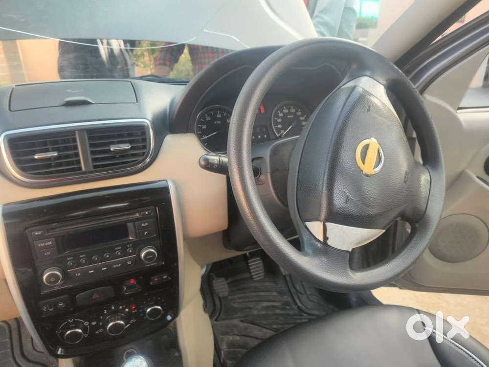 Nissan Terrano 2015 Diesel 120000 Km Driven