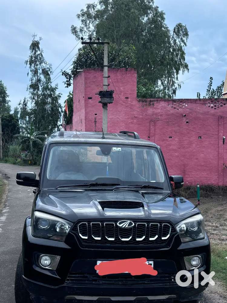 Mahindra Scorpio Classic 2021