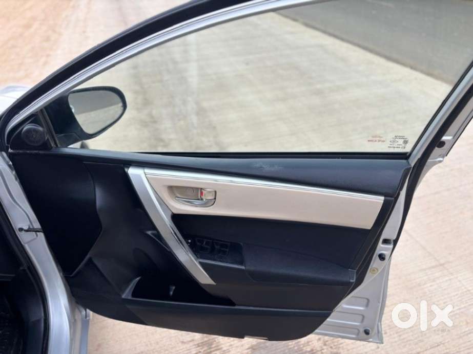 Toyota Corolla Altis G At, 2016, Petrol