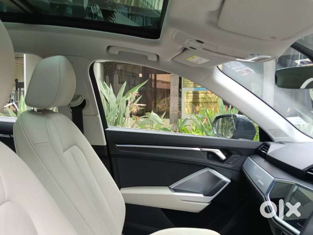 Audi Q3 40 Tfsi Premium Plus, 2025, Petrol