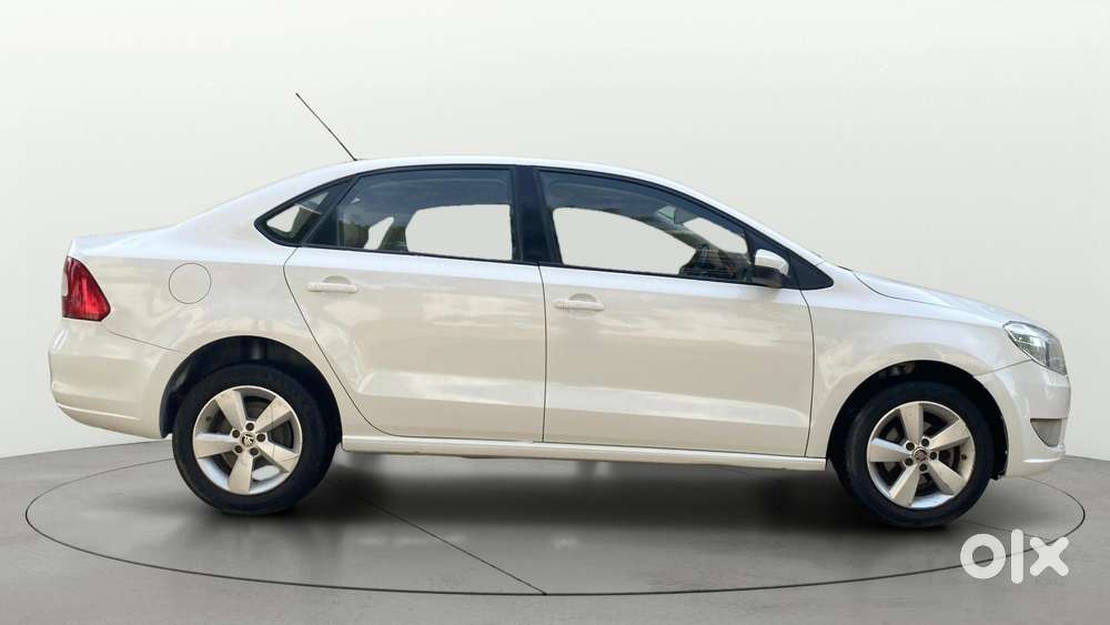 Skoda Rapid 1.5 Tdi Ambition, 2015, Diesel
