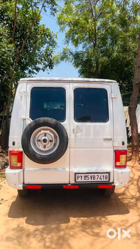 Tata Winger Deluxe 2010