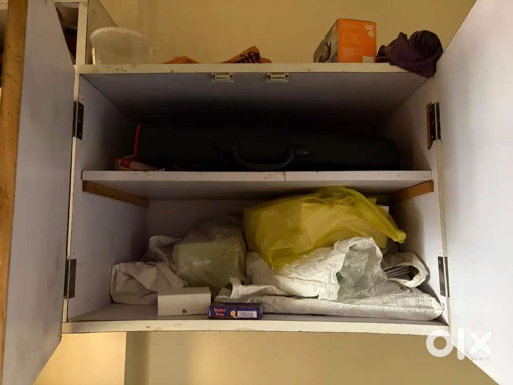 1overhead cabinate,1 shelf box without door - Other Household