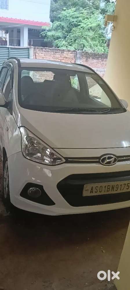 Hyundai Grand I10 2015 Petrol ,manual,1st Owner, 1st Party Insurance
