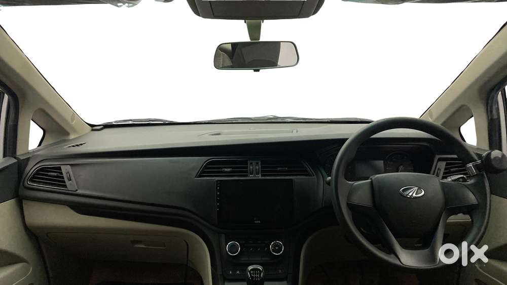 Mahindra Marazzo M2, 2021, Diesel