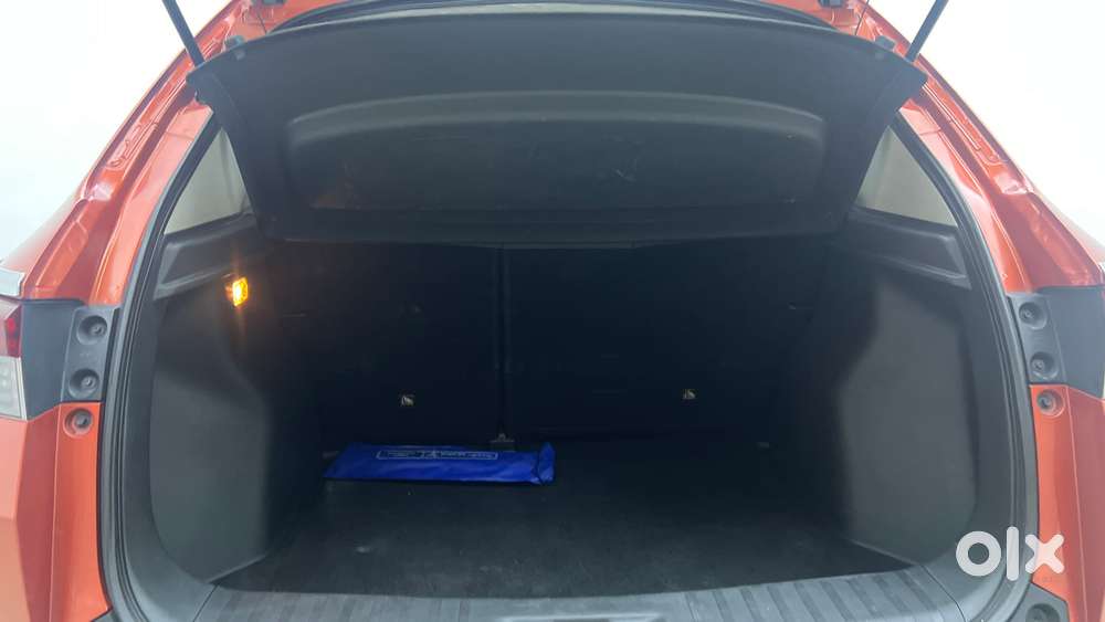 Honda Elevate Zx Mt, 2023, Petrol