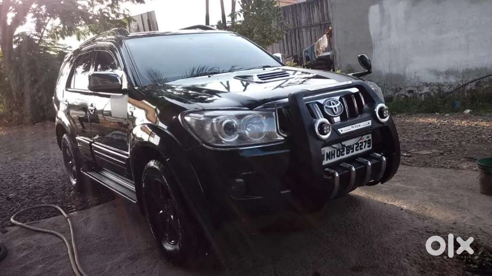 Toyota Fortuner 2010 Diesel Manual 1st Owner