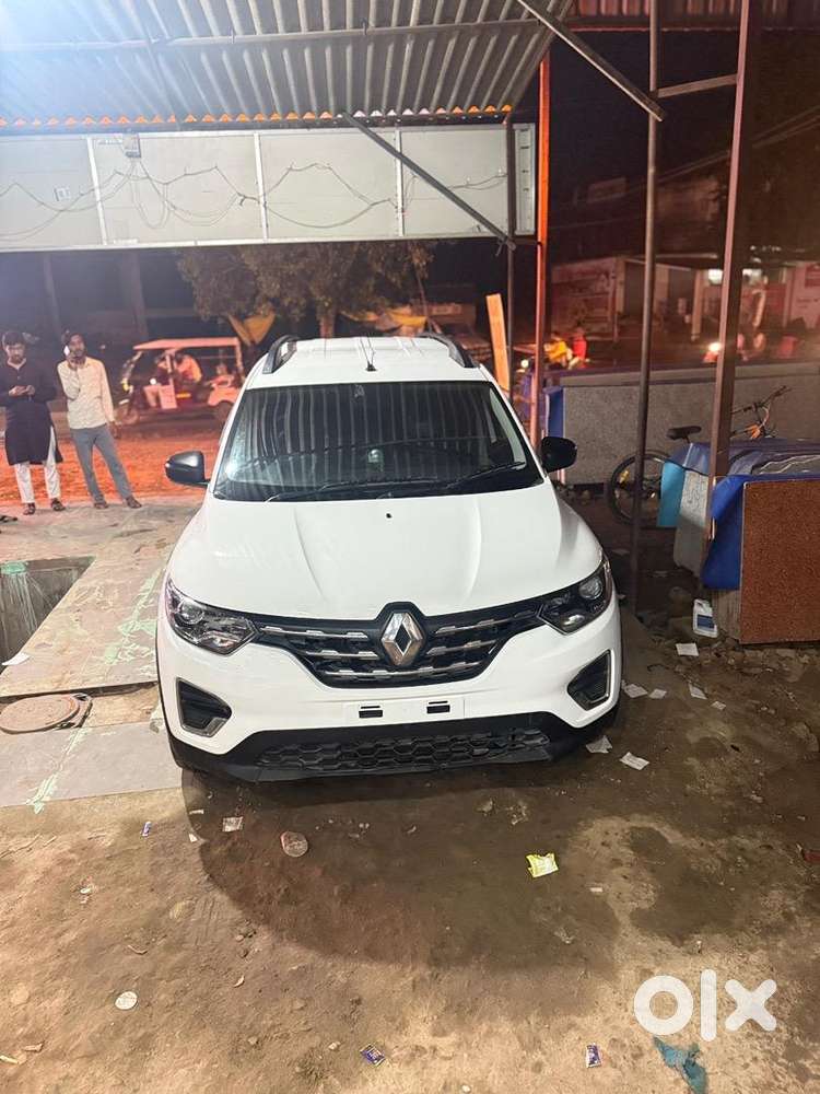 Renault Triber Petrol Well Maintained