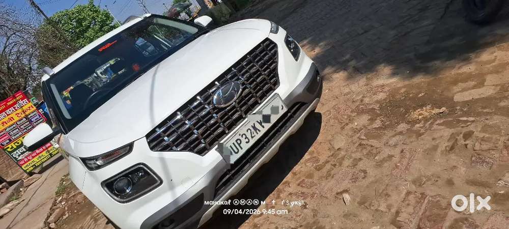 2019
41000 Km Original Meter On Record 
1 Owner 
Diesel
Sx(sunroof)