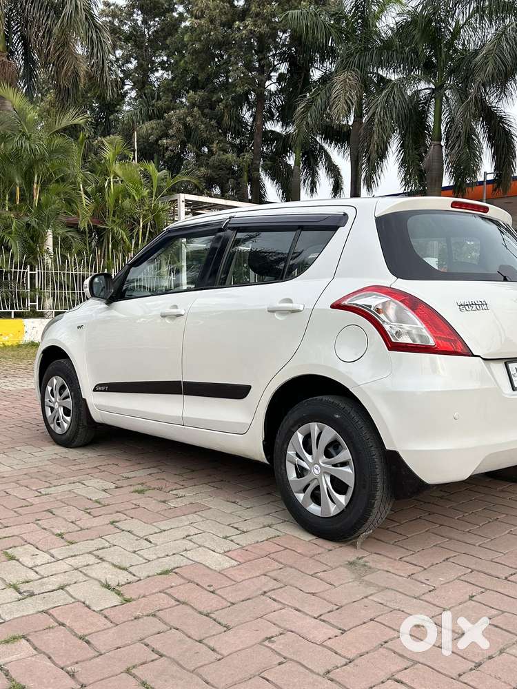 Maruti Suzuki Swift Vxi, 2014, Petrol