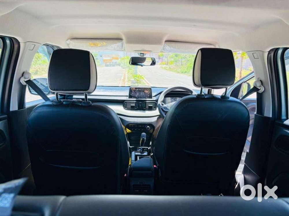 Tata Punch Creative Amt, 2025, Petrol