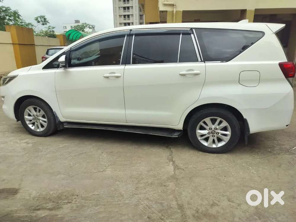 Toyota Innova Crysta 2019