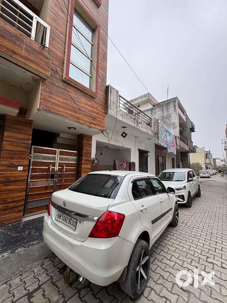 Maruti Suzuki Dzire 2016 Petrol 72000 Km Driven