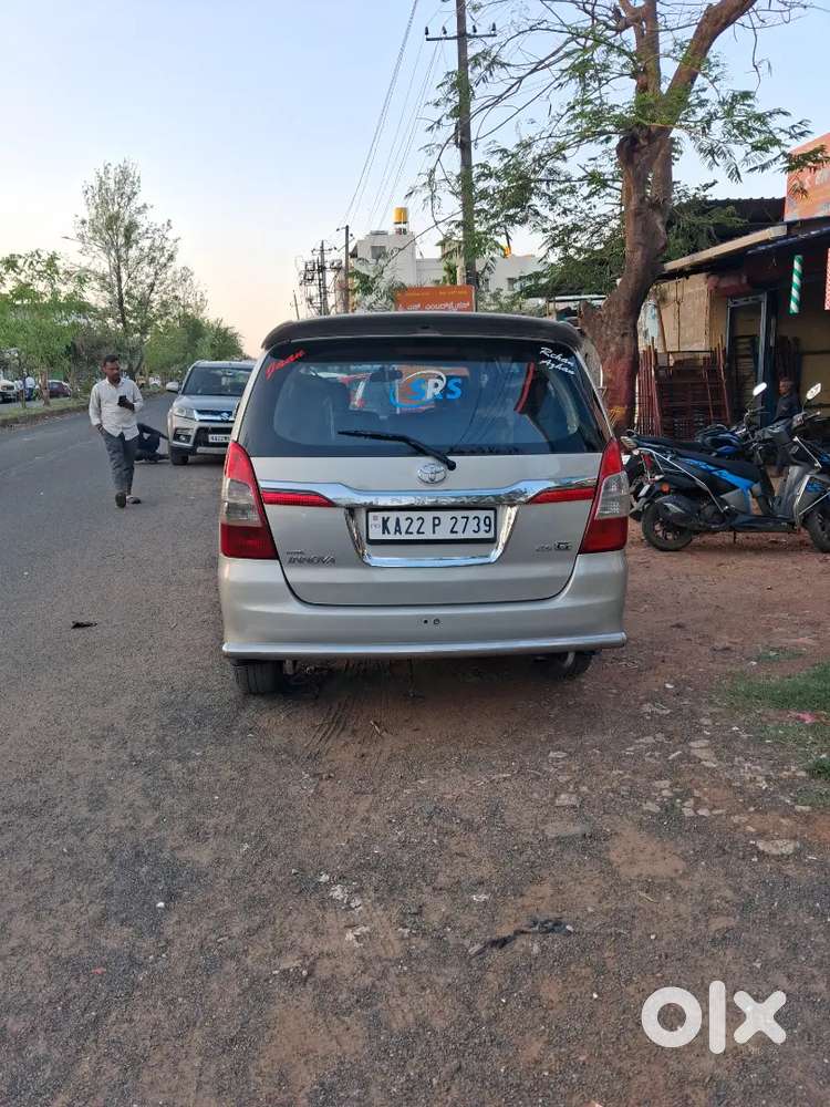 Toyota Innova 2010