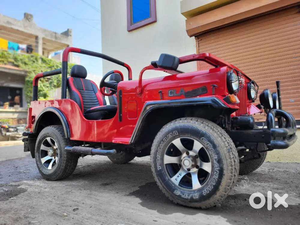 Mahindra Open Gypsy Jeep