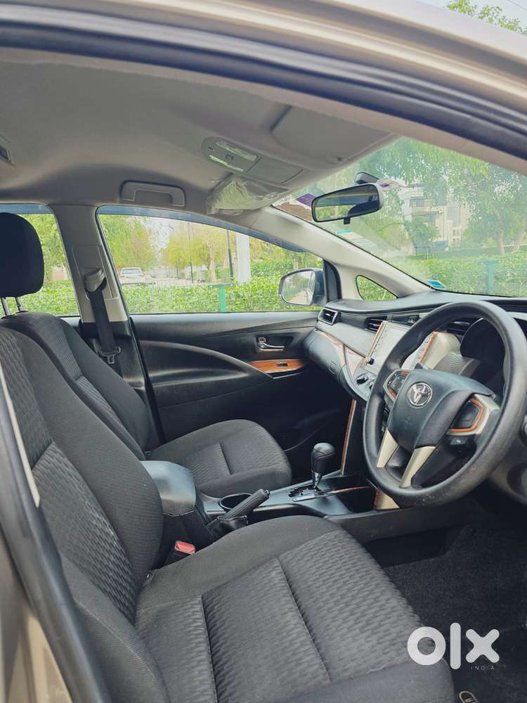 Toyota Innova Crysta [2020-ongoing] 2.4 Gx At 7 Str, 2021, Diesel