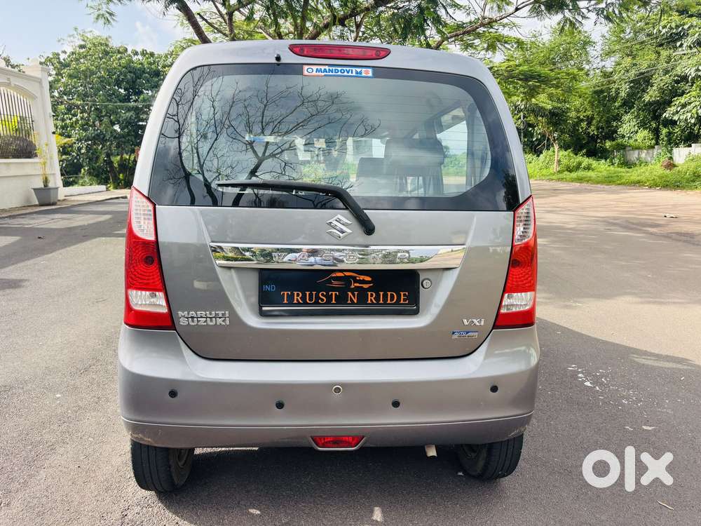Maruti Suzuki Wagon R Vxi Amt1.2, 2016, Petrol