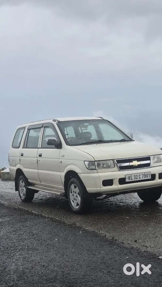 Chevrolet Tavera 2011