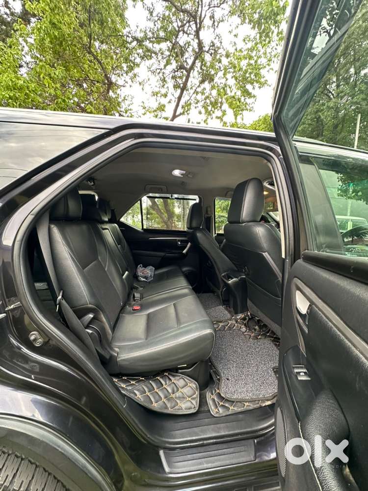 Toyota Fortuner 58,000 Km Manual 2021 4x2