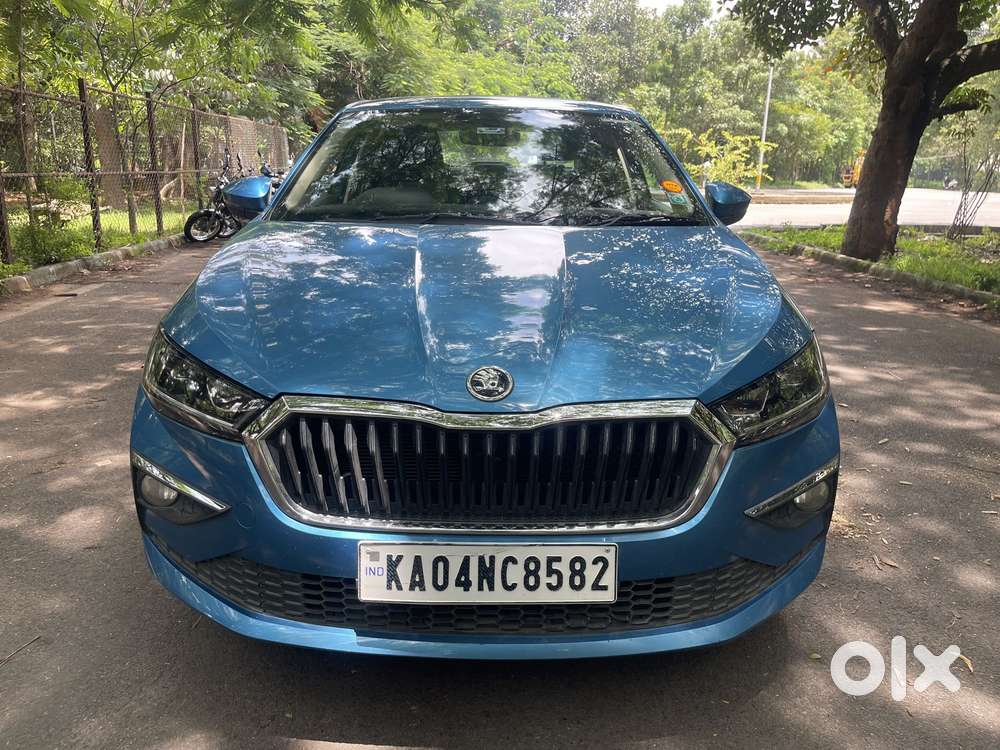 Skoda Slavia 1.0 Tsi Style At, 2023, Petrol