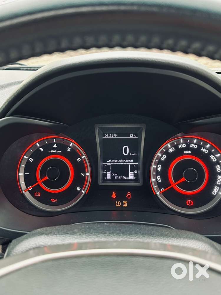 Mahindra Xuv 300 W8(o)