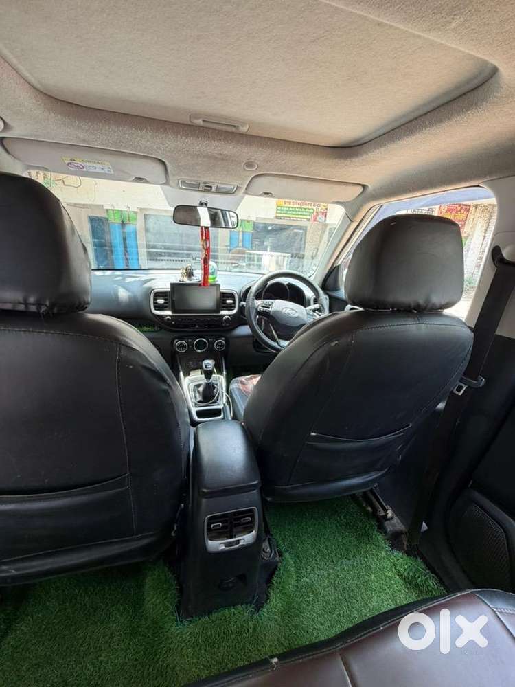 Hyundai  Venue Diesel Car 2019 In Best Condition With Sunroof