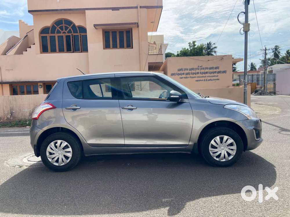 Maruti Suzuki Swift Vxi With Abs, 2015, Petrol