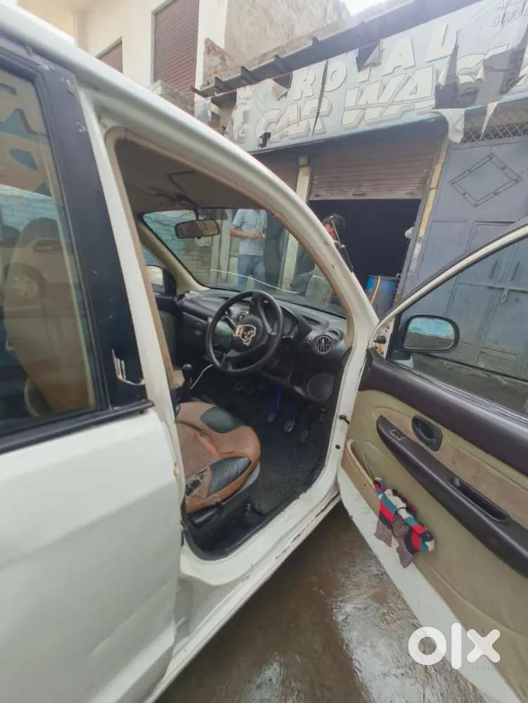 Hyundai Santro Magna 2012
