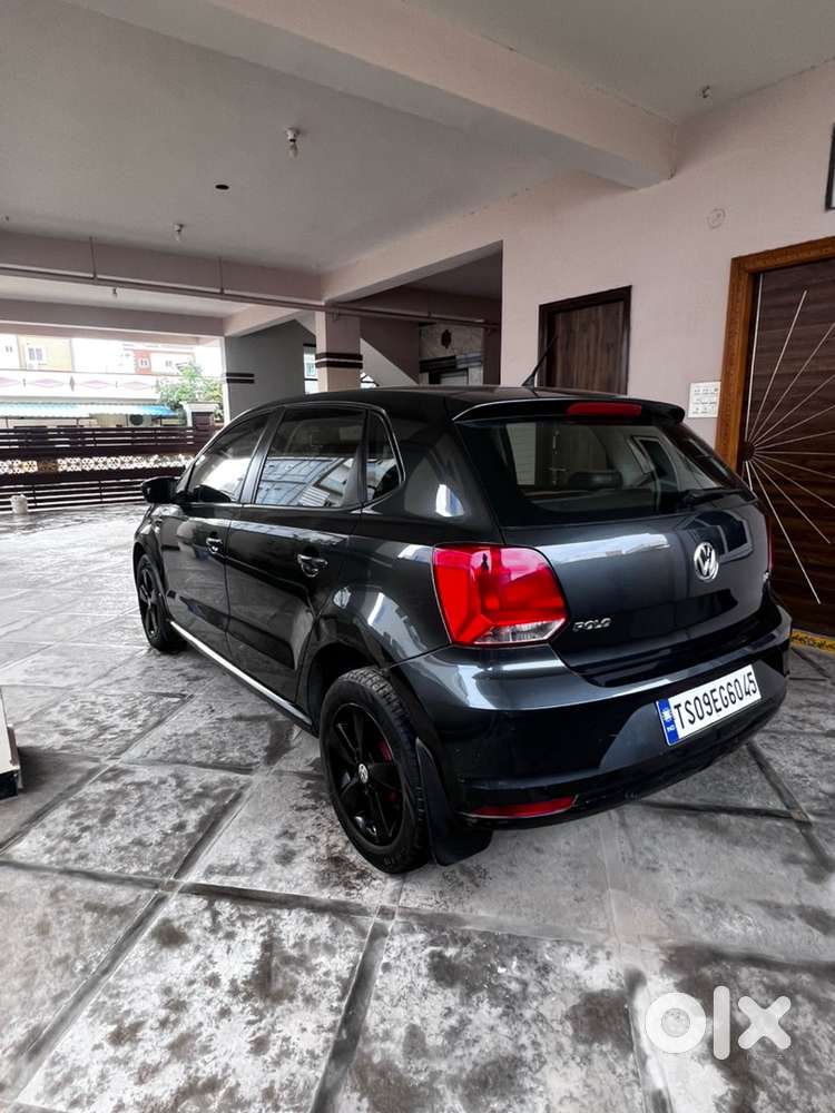 Volkswagen Polo 1.5 Tdi – 2015  Carbon Grey Metallic