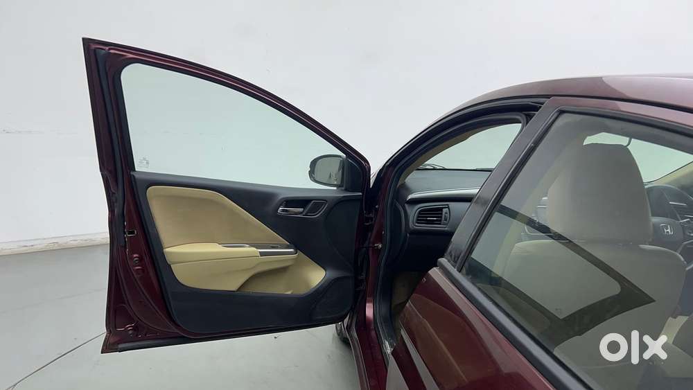 Honda City I-vtec S, 2015, Petrol